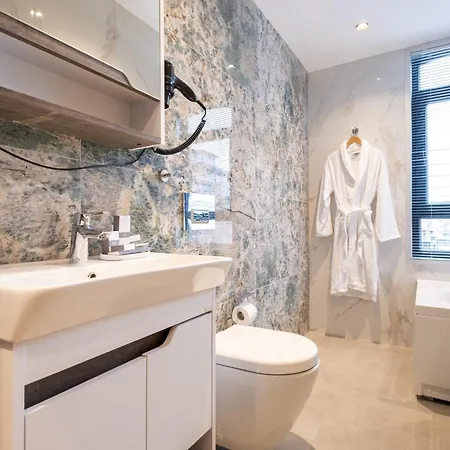 Plus Suite Istanbul *